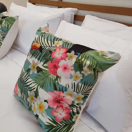 Casa Alfarroba Албуфейра